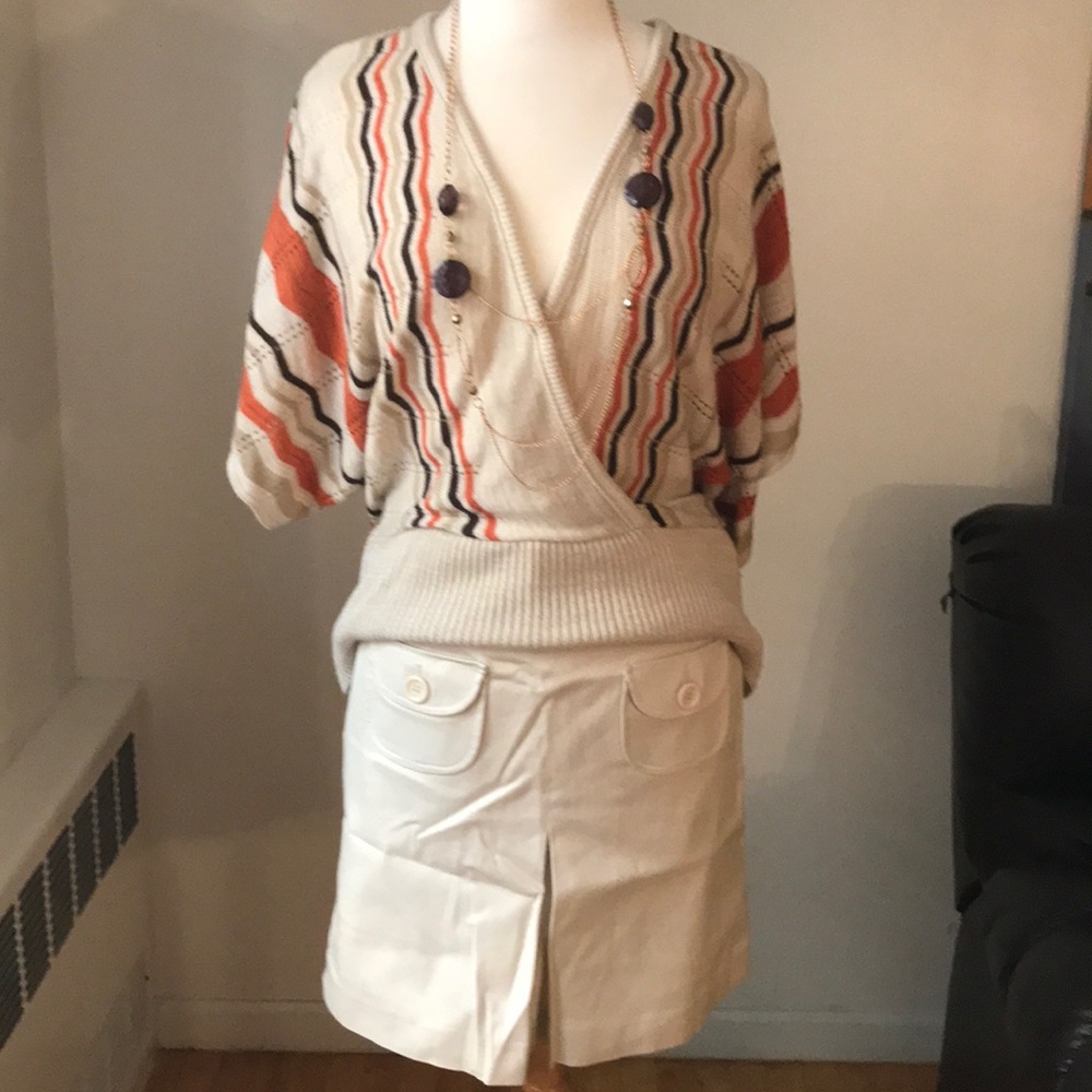 Ann Taylor Loft cream skirt size 2.